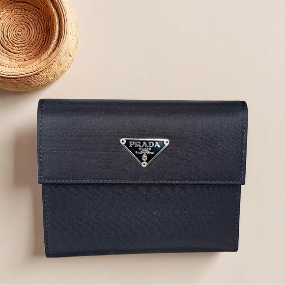 PRADA Triangle Nylon Saffiano leather bi-fold wallet. - Picture 3 of 10
